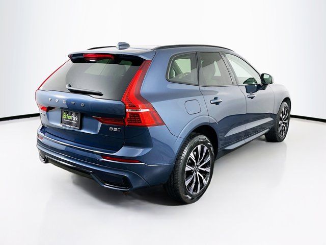 2024 Volvo XC60 Core Dark Theme
