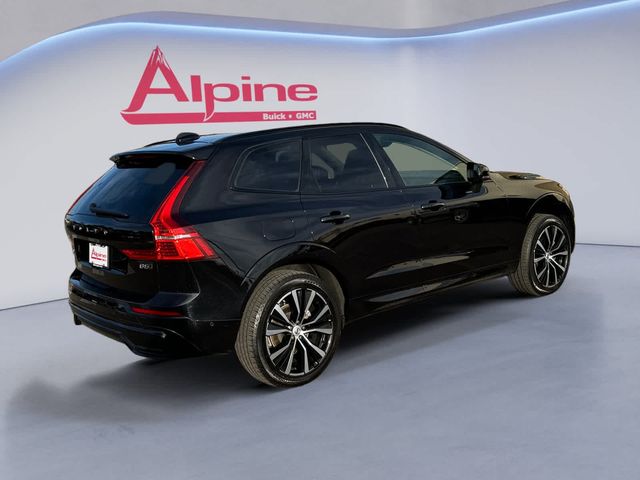 2024 Volvo XC60 Plus Dark Theme