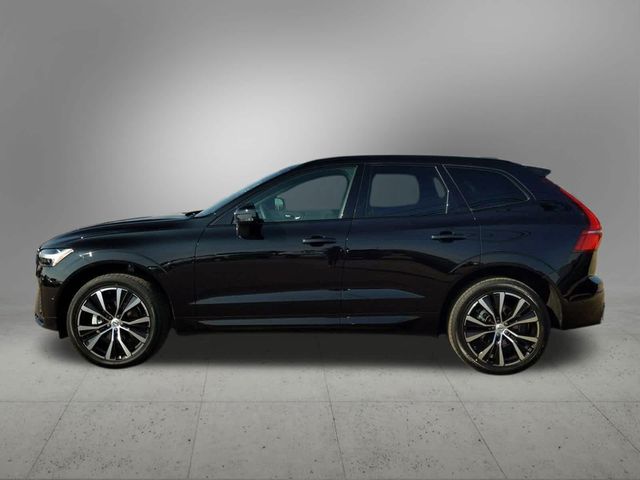 2024 Volvo XC60 Plus Dark Theme