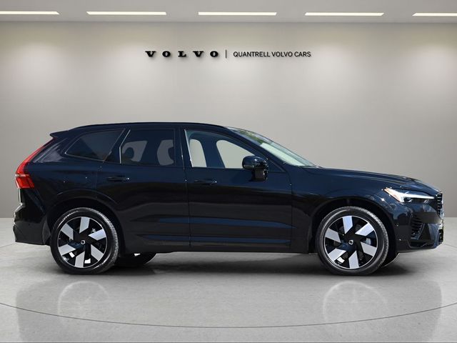 2024 Volvo XC60 Recharge Plug-In Hybrid Plus Dark Theme