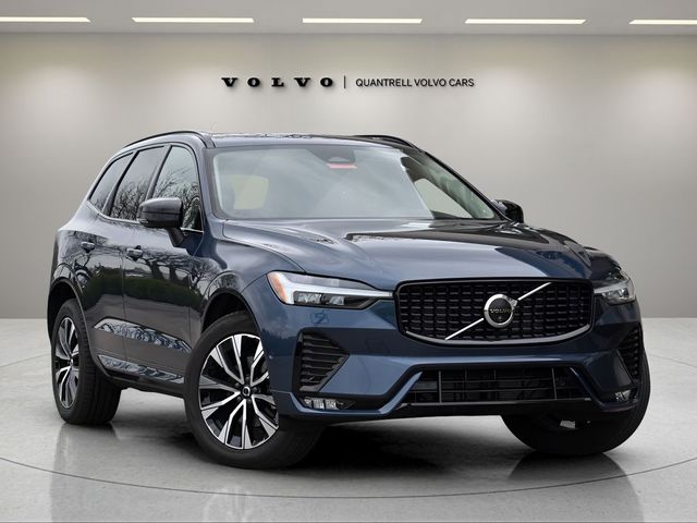 2024 Volvo XC60 Plus Dark Theme