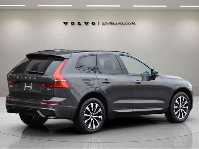 2024 Volvo XC60 Plus Dark Theme