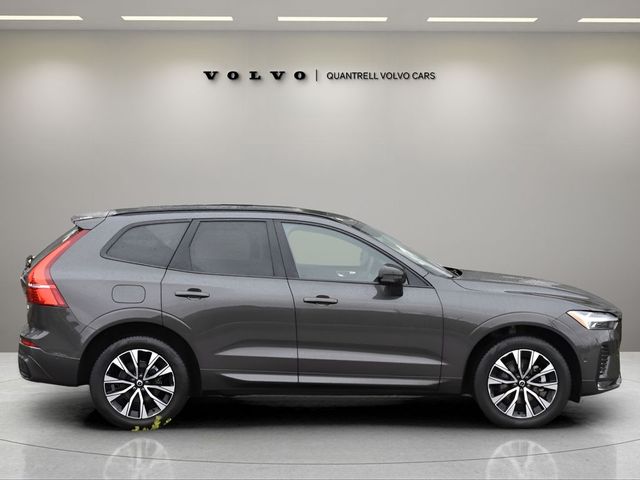 2024 Volvo XC60 Plus Dark Theme