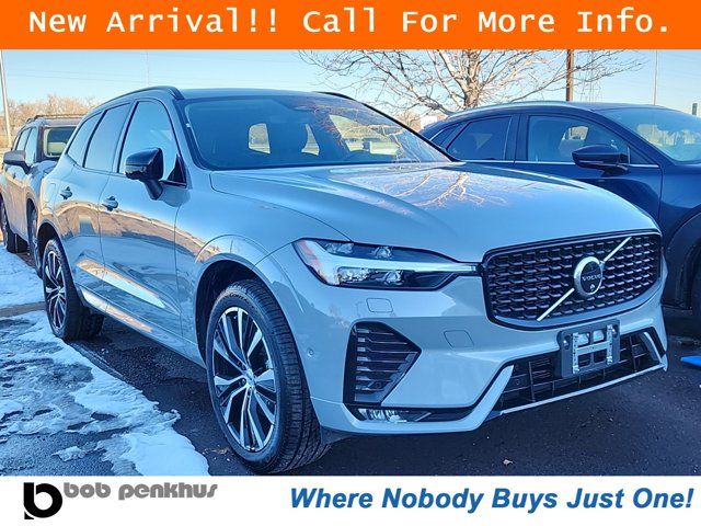 2024 Volvo XC60 Plus Dark Theme