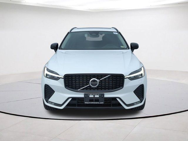 2024 Volvo XC60 Plus Dark Theme