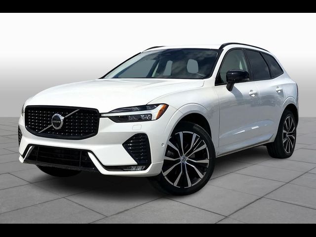 2024 Volvo XC60 Plus Dark Theme