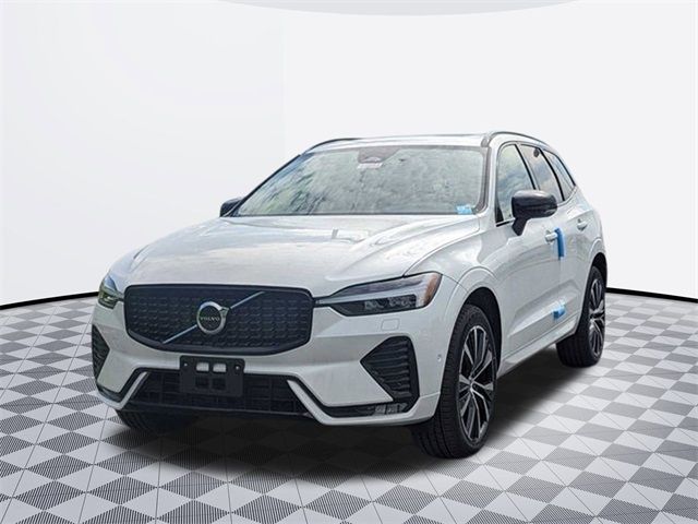 2024 Volvo XC60 Plus Dark Theme