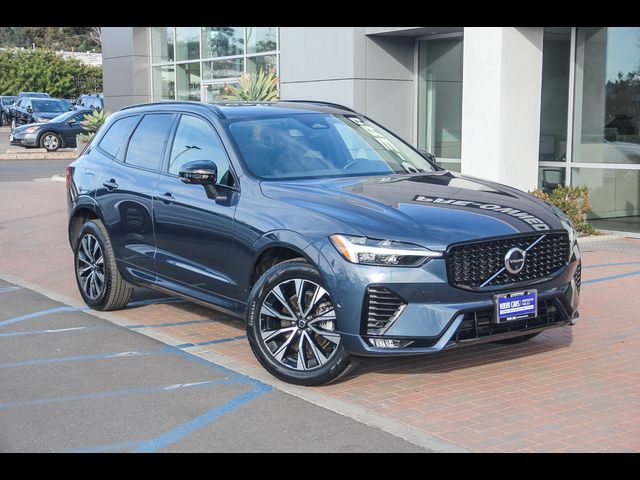 2024 Volvo XC60 Plus Dark Theme