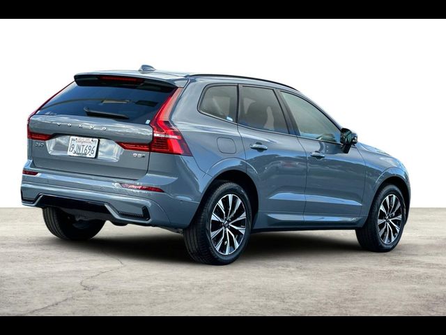 2024 Volvo XC60 Plus Dark Theme