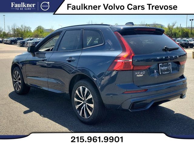 2024 Volvo XC60 Plus Dark Theme