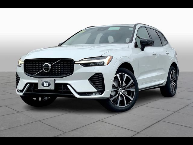 2024 Volvo XC60 Plus Dark Theme