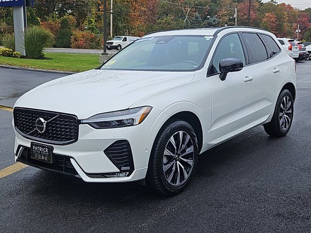 2024 Volvo XC60 Plus Dark Theme