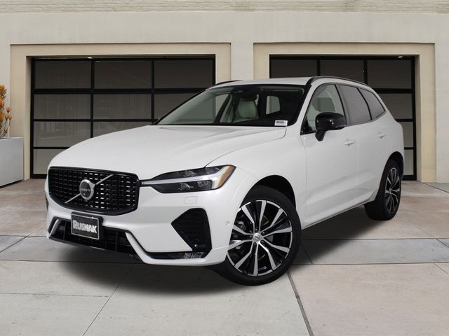 2024 Volvo XC60 Plus Dark Theme