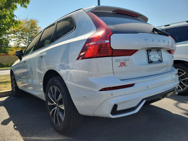 2024 Volvo XC60 Plus Dark Theme