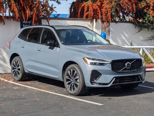 2024 Volvo XC60 Plus Dark Theme