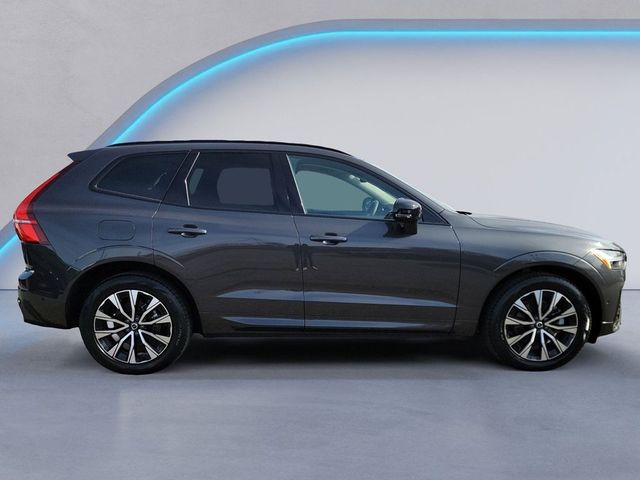 2024 Volvo XC60 Plus Dark Theme