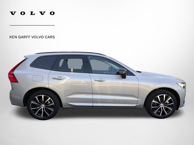 2024 Volvo XC60 Plus Dark Theme