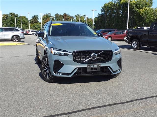 2024 Volvo XC60 Plus Dark Theme