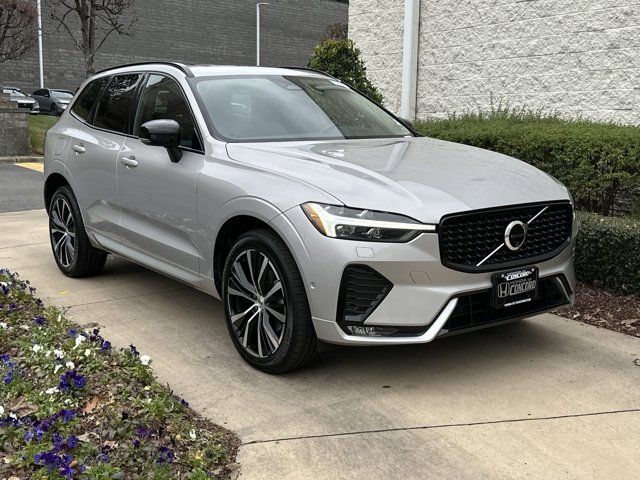 2024 Volvo XC60 Plus Dark Theme