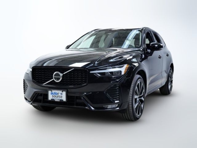 2024 Volvo XC60 Plus Dark Theme