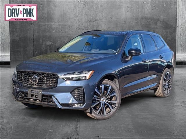 2024 Volvo XC60 Plus Dark Theme