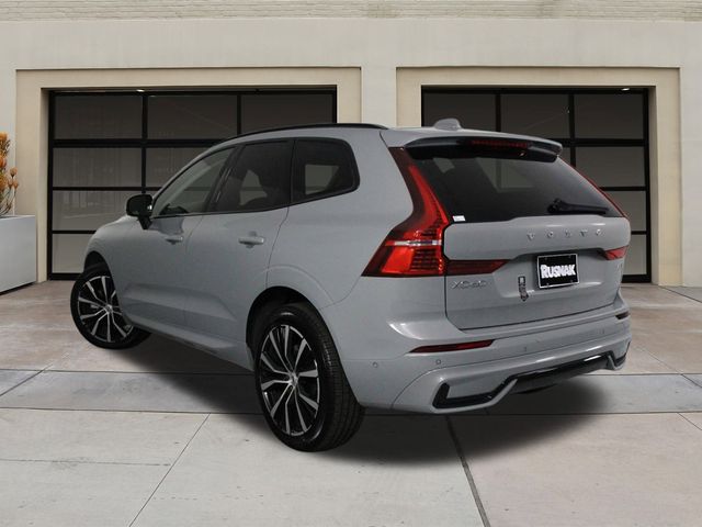 2024 Volvo XC60 Plus Dark Theme