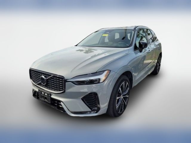 2024 Volvo XC60 Plus Dark Theme