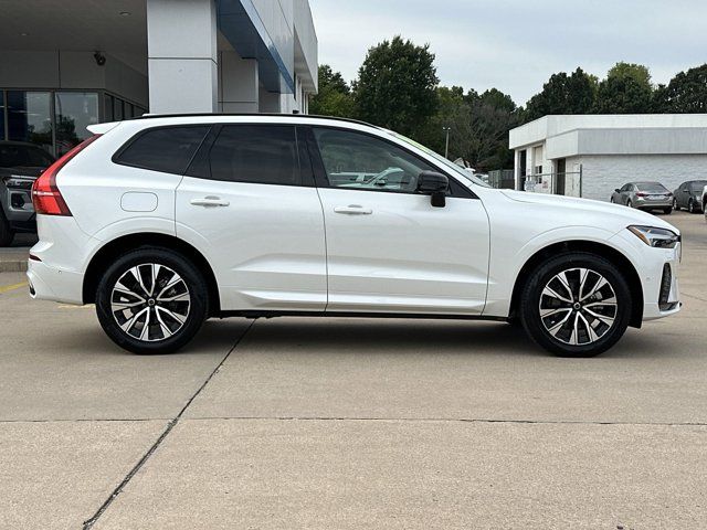 2024 Volvo XC60 Plus Dark Theme