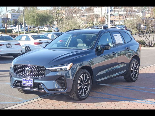 2024 Volvo XC60 Plus Dark Theme