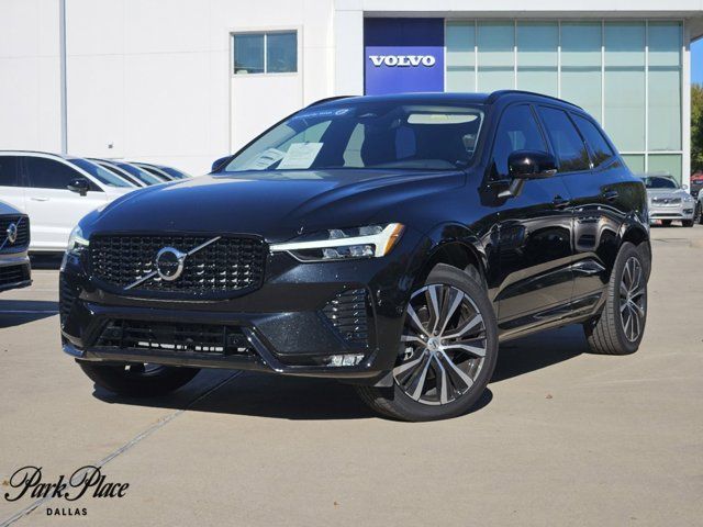 2024 Volvo XC60 Plus Dark Theme