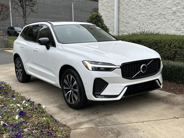 2024 Volvo XC60 Plus Dark Theme