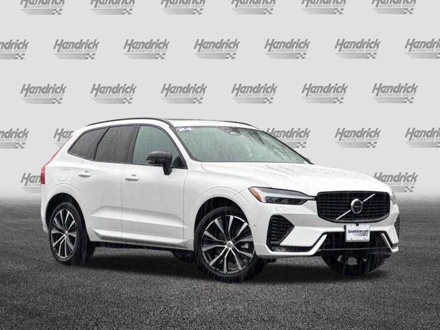 2024 Volvo XC60 Plus Dark Theme