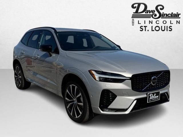 2024 Volvo XC60 Plus Dark Theme