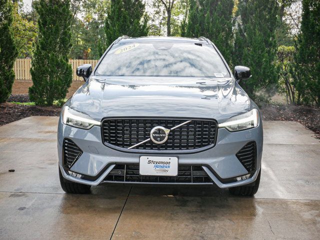 2024 Volvo XC60 Plus Dark Theme