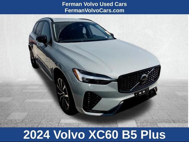 2024 Volvo XC60 Plus Dark Theme