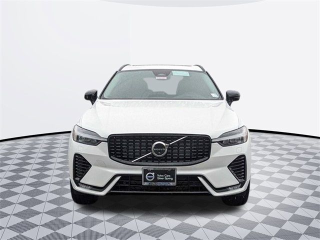 2024 Volvo XC60 Plus Dark Theme