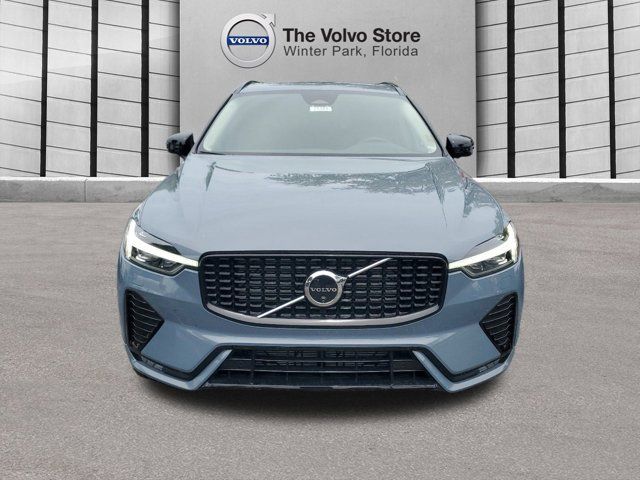 2024 Volvo XC60 Plus Dark Theme