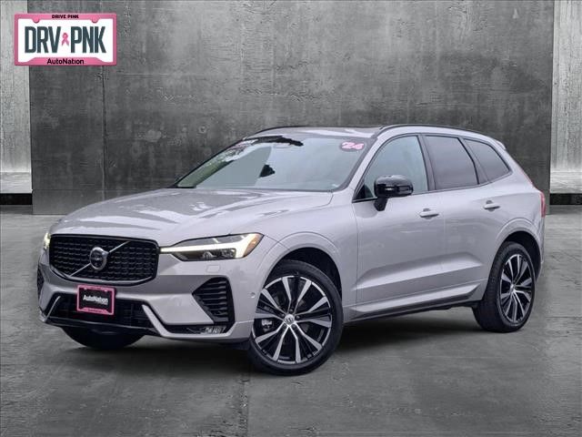 2024 Volvo XC60 Plus Dark Theme