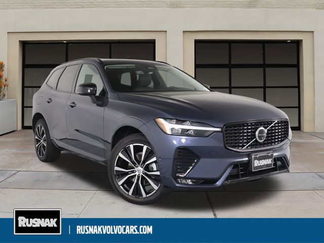 2024 Volvo XC60 Plus Dark Theme