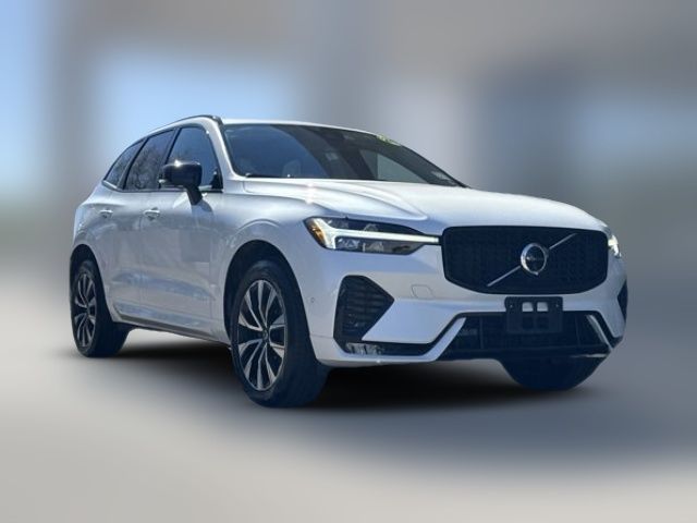 2024 Volvo XC60 Plus Dark Theme