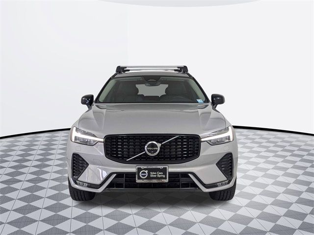 2024 Volvo XC60 Plus Dark Theme