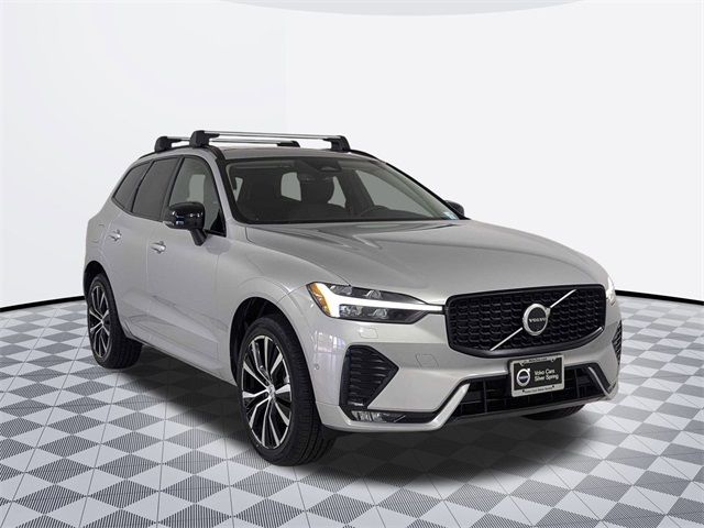 2024 Volvo XC60 Plus Dark Theme