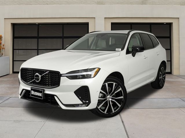 2024 Volvo XC60 Plus Dark Theme