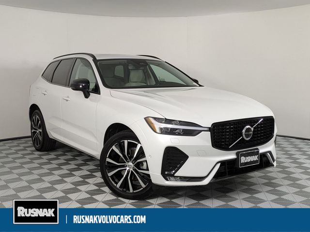 2024 Volvo XC60 Plus Dark Theme