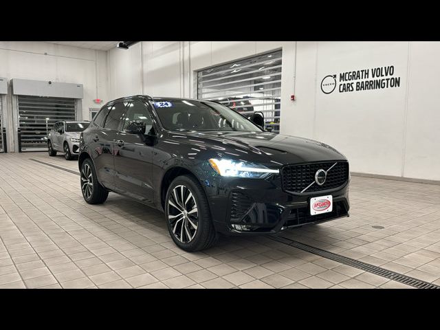 2024 Volvo XC60 Plus Dark Theme