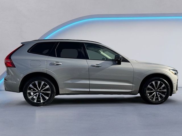 2024 Volvo XC60 Plus Dark Theme