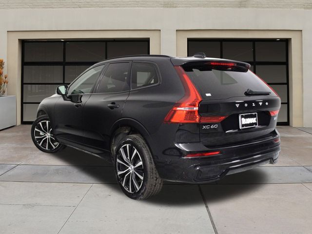 2024 Volvo XC60 Plus Dark Theme