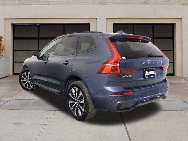 2024 Volvo XC60 Plus Dark Theme