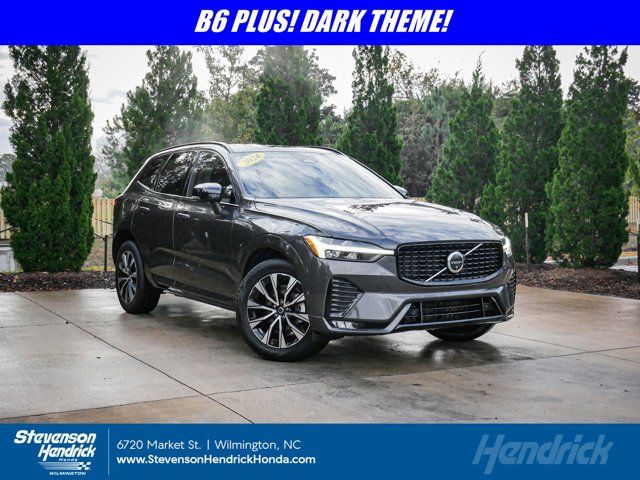 2024 Volvo XC60 Plus Dark Theme