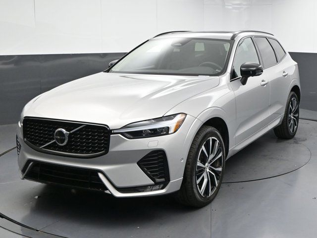 2024 Volvo XC60 Plus Dark Theme